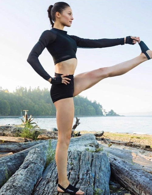 Load image into Gallery viewer, Skinthin Non Slip Yoga Gloves and Yoga Socks for Women and Men for Yoga, Hot Yoga, Crossfit, Cycling, and for Sweaty Hands and Feet
